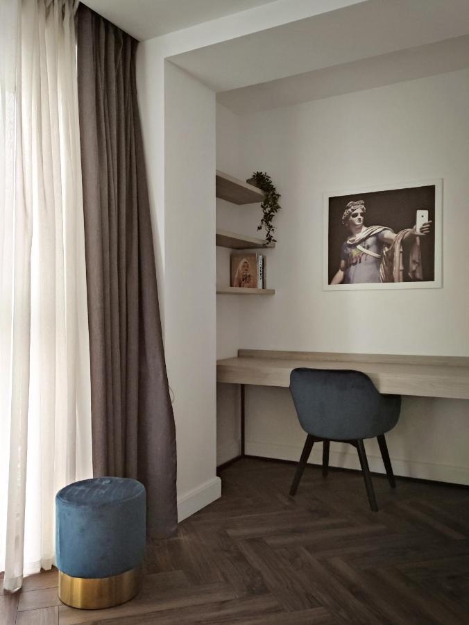 Modern Classic 2 Bedroom Apartment Near Most City Dnepropetrovsk Exterior foto